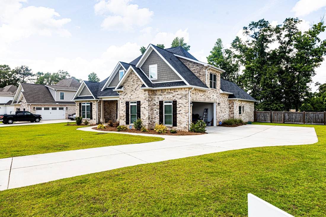 Front exterior of 238 Flat Shoal Drive