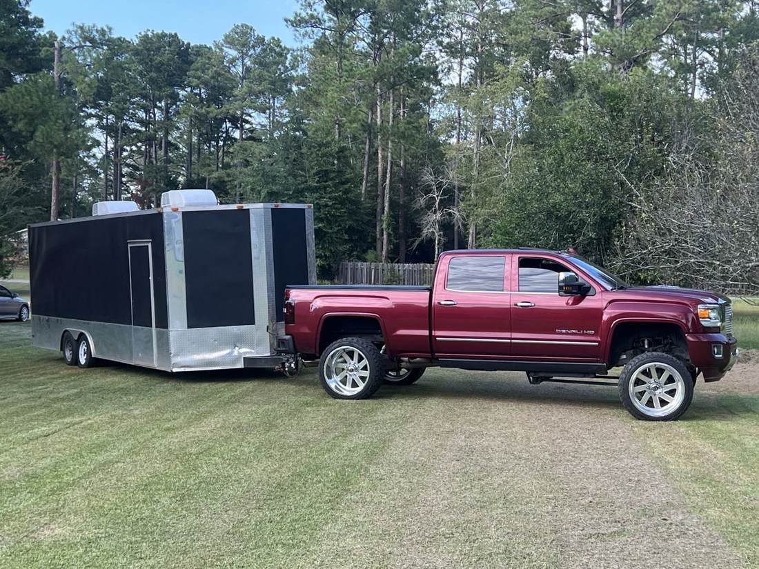 Enclosed trailer hauling